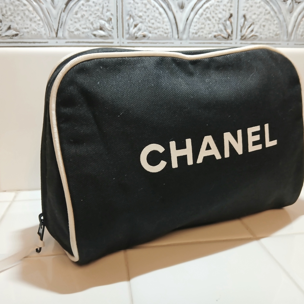 CHANEL Black and White Men's Toiletry Bag